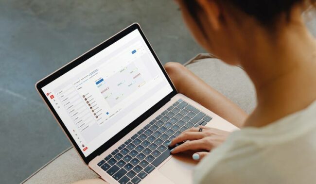 à quoi ressemble un outil de gestion des congés et des absences moderne