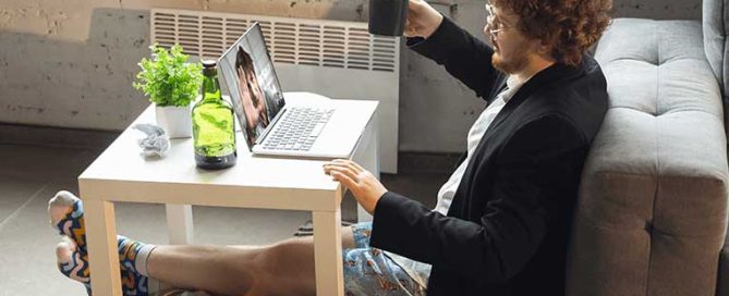 Travailler à distance : analyse des avantages et des inconvénients